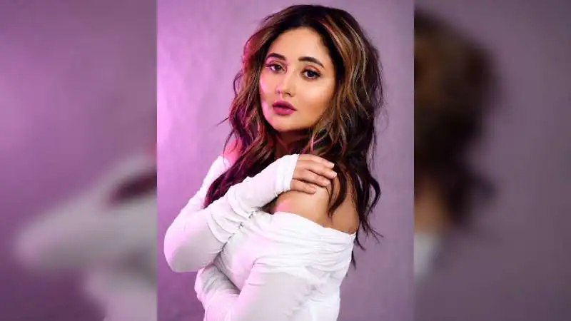 Rashami Desai Returns to Television With 'Sayoneee', Premiering September 23 on Star Plus and JioHotstar