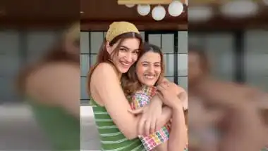 Kriti Sanon, Nupur Sanon's 'Badi Behen vs Chhoti Behen' Reel