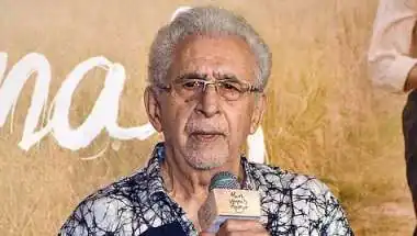 Naseeruddin Shah Joins Support for SRFTI Students on Day 25 of Sit-In: Both Sides of the Kolkata Film School Standoff