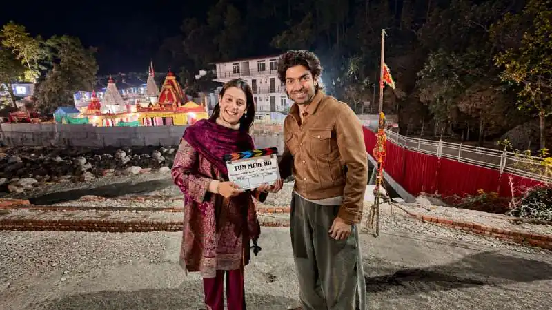 Gurmeet Choudhary Visits Kainchi Dham With Tum Mere Ho Team